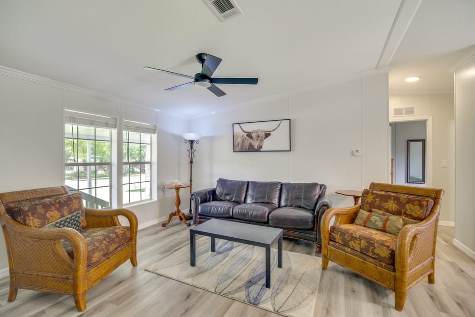 Near Rocket Launches & Beaches! Cocoa Family Home House in Florida