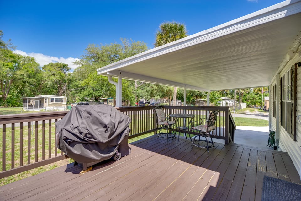 Near Rocket Launches & Beaches! Cocoa Family Home House in Florida