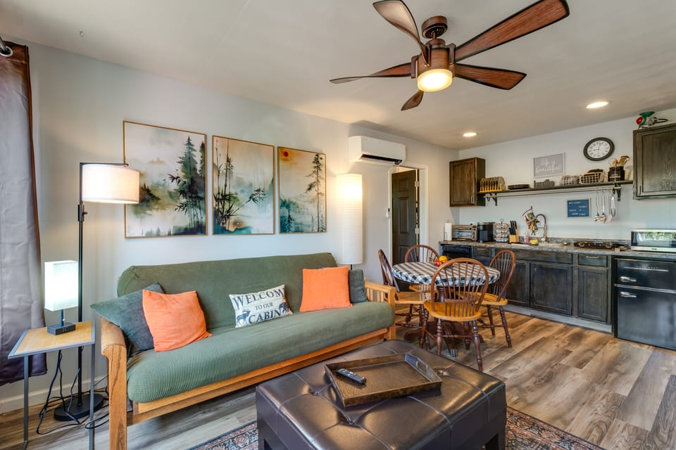 Private Cabin in the Woods, Mtn Biking, Elk River House in Ozark Mountains