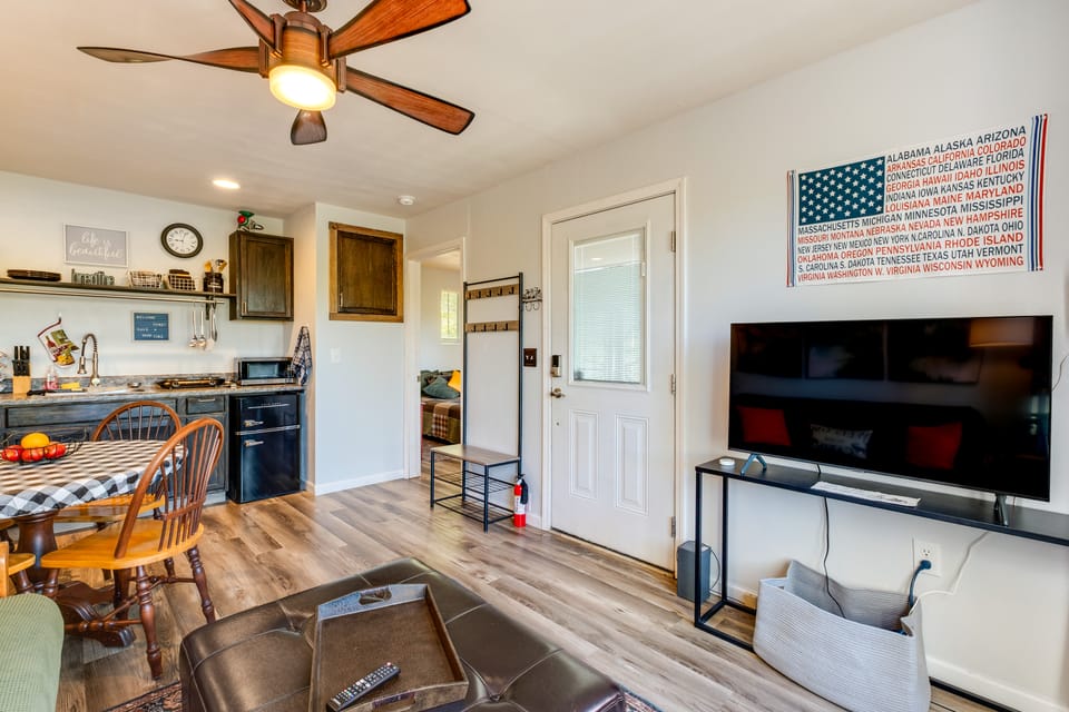 Private Cabin in the Woods, Mtn Biking, Elk River House in Ozark Mountains