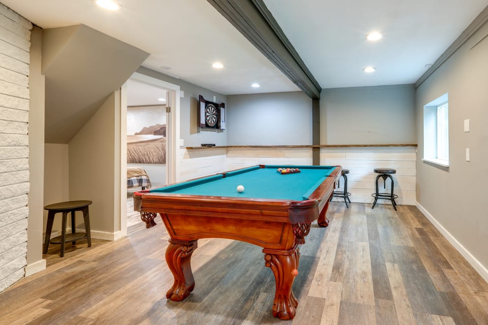 Placerville Paradise: Game Room + Hot Tub! House in Placerville