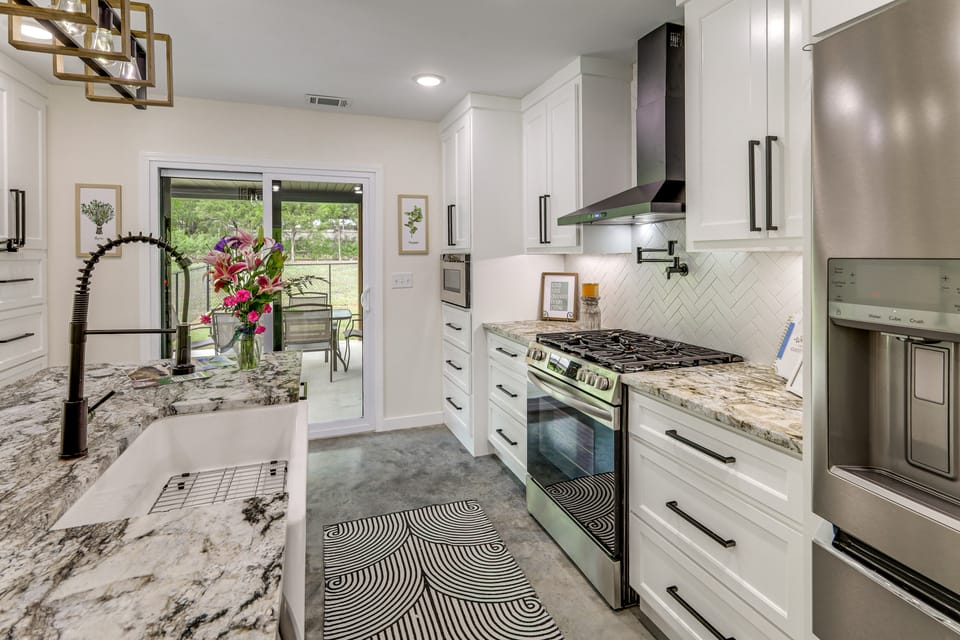 Modern-Style Home w/ Patio, Near Greers Ferry Lake House in Greers Ferry Lake
