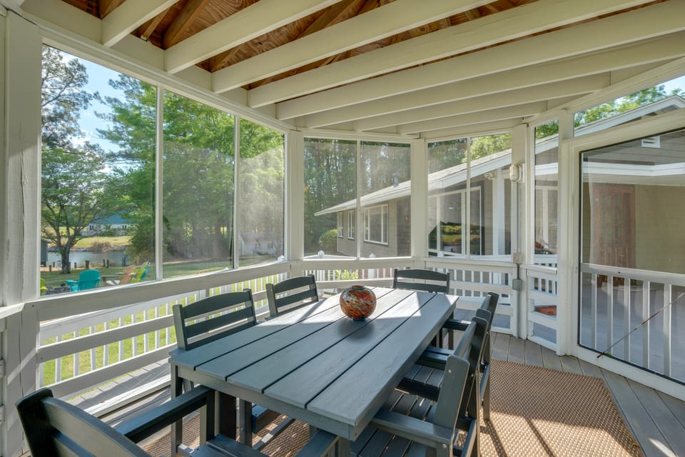 Dock Access! Family Retreat on the Little Wicomico House in Maryland