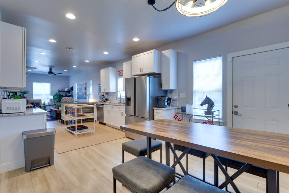 Walk to Norman Hot Spots: Family-Friendly Home! House in Norman