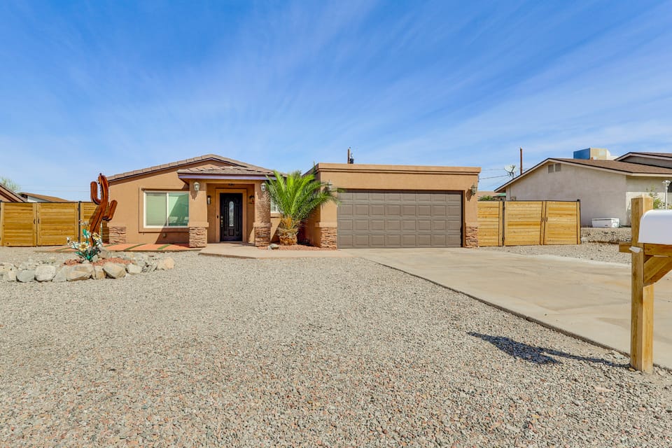 Outdoor Entertainment Area! Lake Havasu City Home House in Lake Havasu City