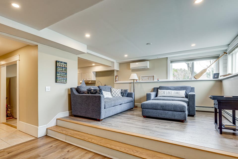 Beachfront Bliss on Newfound Lake! Bristol Condo Apartment in Newfound Lake