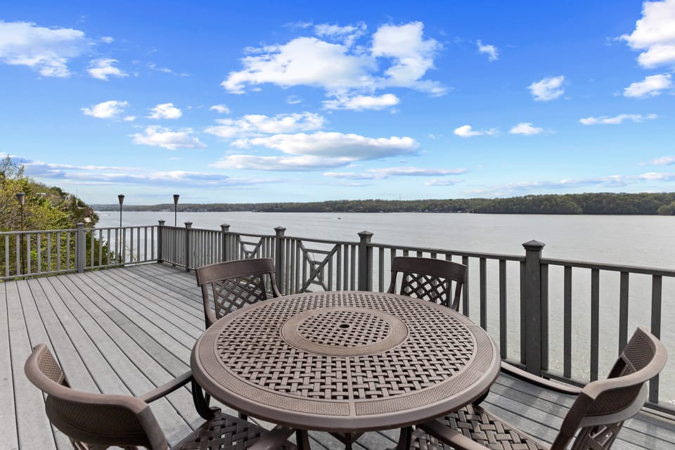 Main Channel Views! Luxe Tan-Tar-A Estates Home House in Lake of the Ozarks