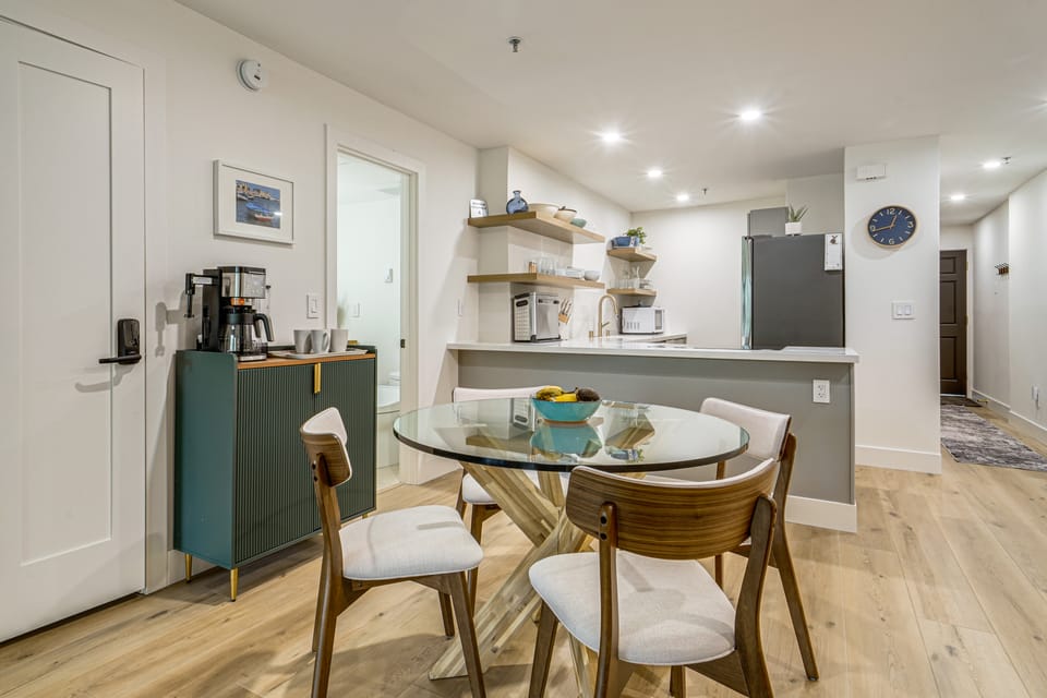 1 Mi to Lake Tahoe & Beach! All-Season Getaway Apartment in Incline Village