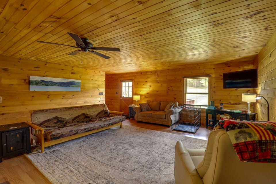 7 Mi to Doe Mtn ATV Trails: Secluded Butler Cabin House in Tennessee