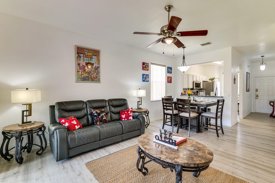 Pet-Friendly Townhome 9 Mi to Disney w/ Lazy River Apartment in Four Corners