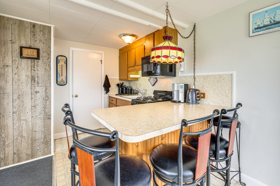 Beach & Pool 318 sqf cozy condo East End P-Town Apartment in Provincetown