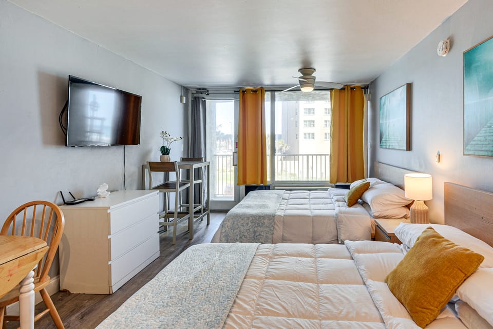 Beachfront Condo w/ Balcony on Florida’s Fun Coast Apartment in Halifax Estates