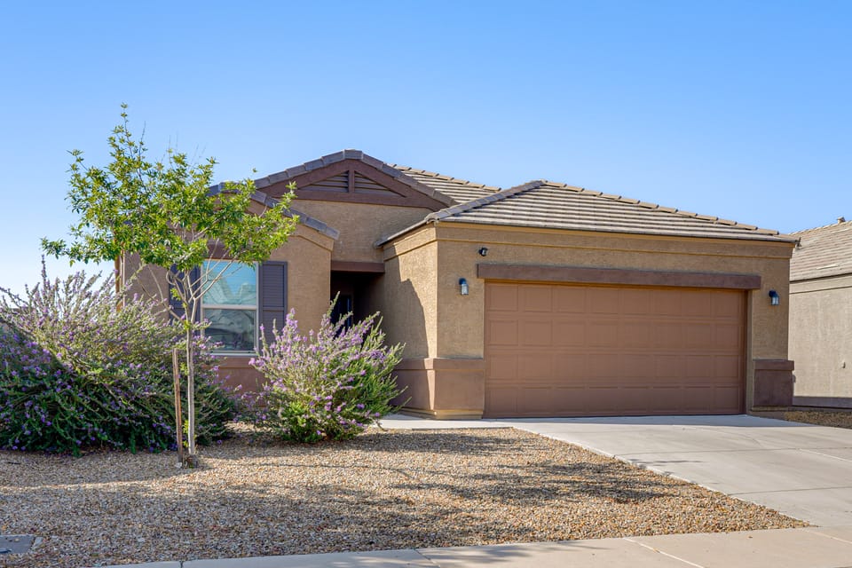 Fenced Yard + Outdoor Games: Buckeye Home! House in Buckeye