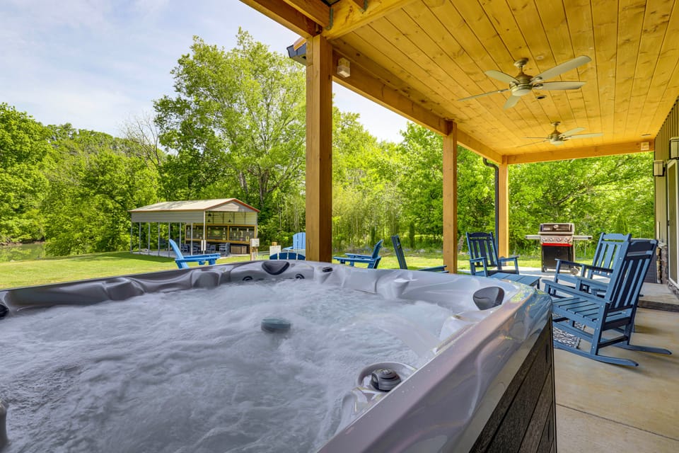 Smoky Mountain Riverfront Barndominium House in Sevierville