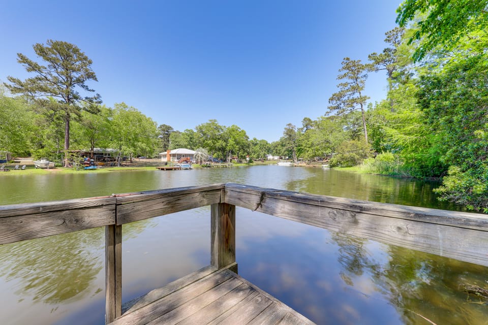 Waterfront Lake Marion Home w/ Dock: Fish & Boat! House in Lake Marion