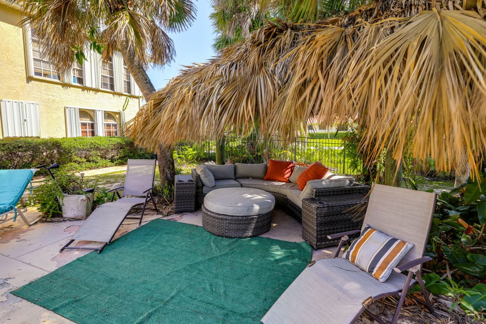 Steps to Sand! Pet-Friendly Home in Fort Pierce House in Fort Pierce