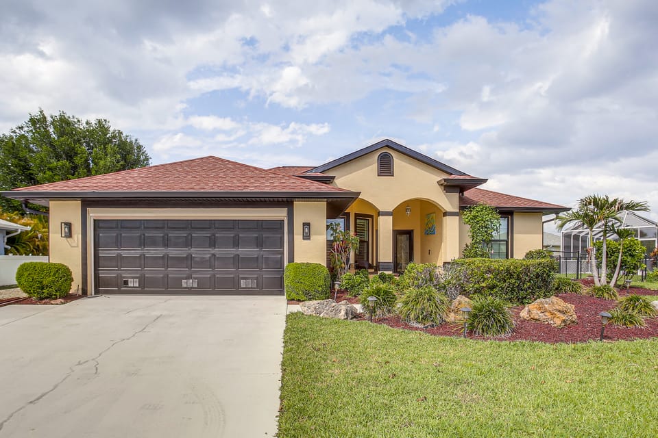 Fish, Grill + Chill: Port Charlotte Escape House in North Port