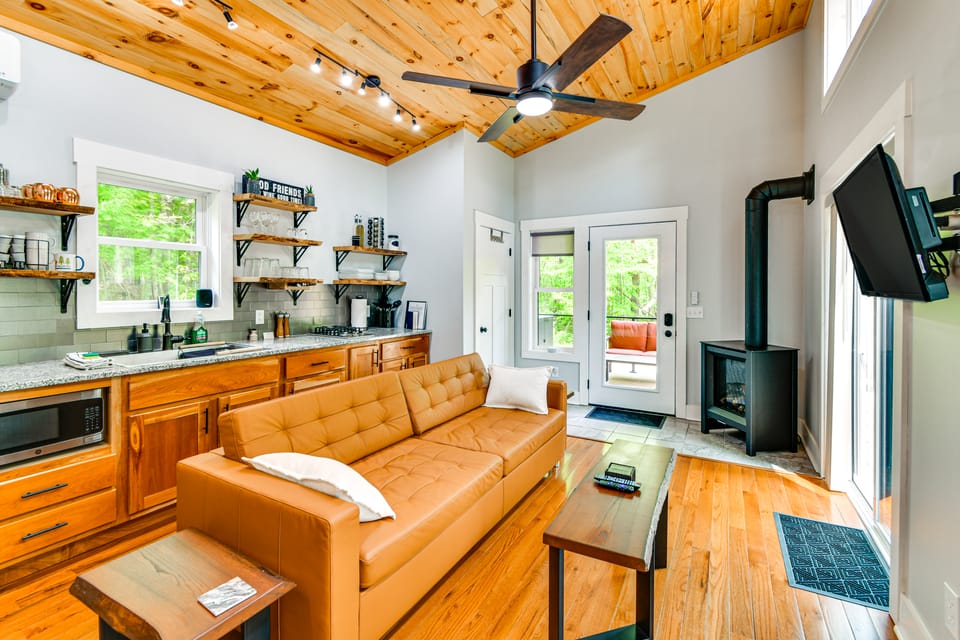 Hike, Fish & Unwind: 2-Cabin Retreat in Hersey House in Michigan