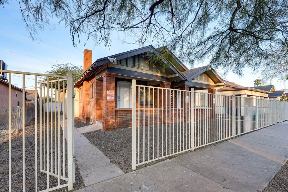 Walkable Phoenix 2-Unit Hub Near Chase Field! Apartment in Phoenix