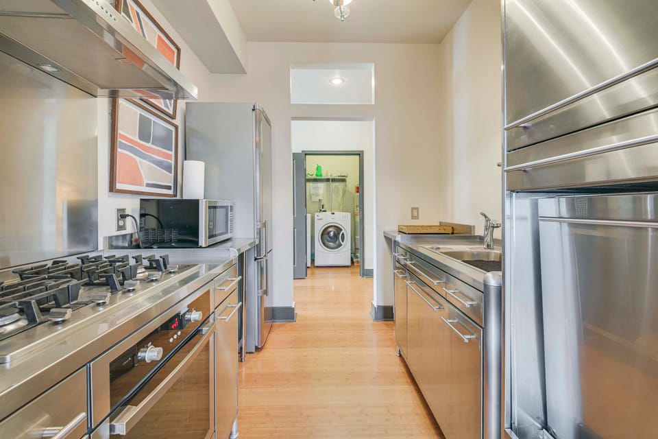Walk to Events & Dining: Updated Brownwood Apt Apartment in Brownwood