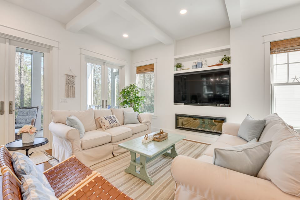 Elegant Santa Rosa Beach House w/ Community Perks House in South Walton County