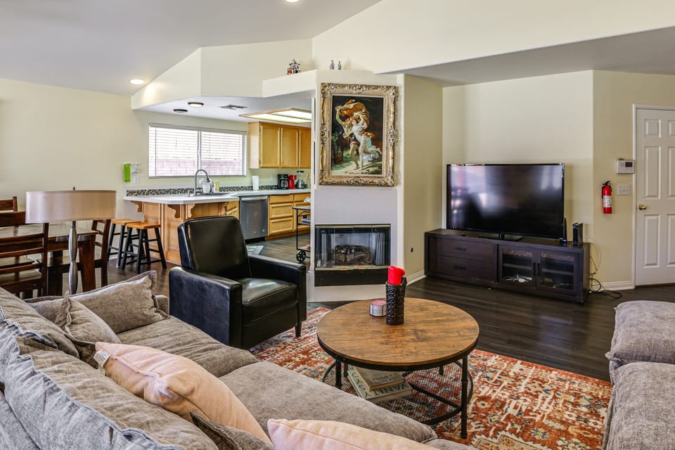 Pets Welcome! Yucca Valley Haven w/ Fenced Yard House in Yucca Valley