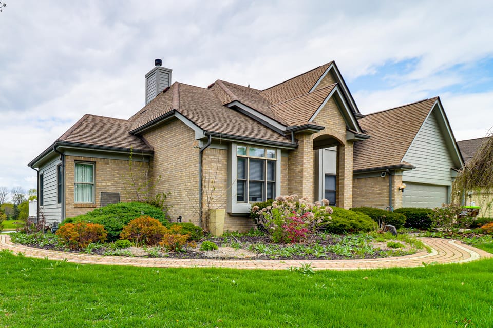 5 Mi to U of M! Bright Family Getaway w/ Patio Apartment in Ann Arbor