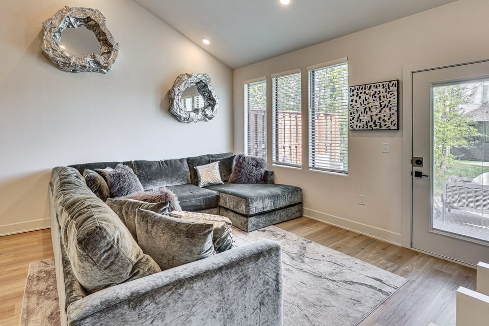 Soccer Fans Welcome! Luxe Raymore Escape w/ Patio Apartment in Missouri