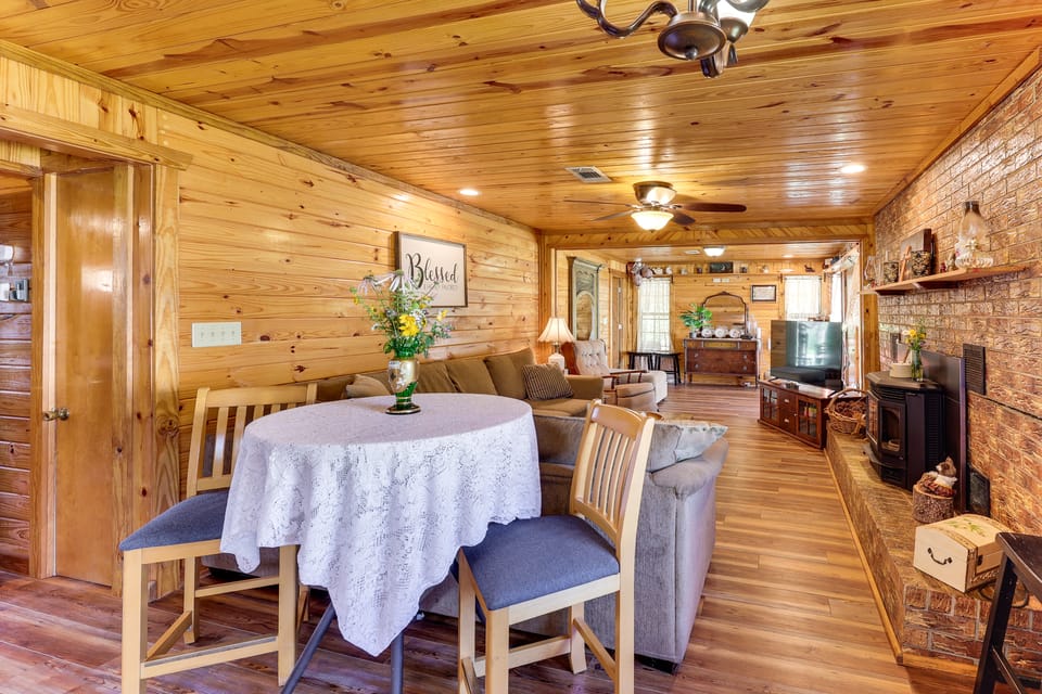 3 Acres w/ Pond & Trails! Serene Mount Ida Retreat House in Arkansas
