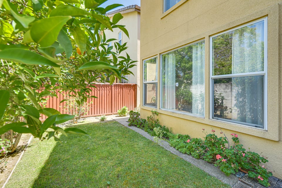 Walk to Parks & Dining: San Jose Family Home! House in Evergreen