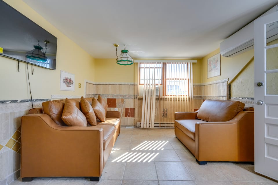 Stroll to Shore: Villas Escape w/ Private Patio! House in Lower Township