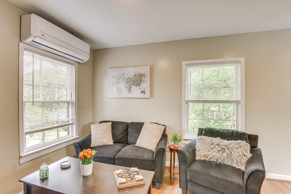 Birmingham Apt Near Amphitheater w/ Shared Patio Apartment in Birmingham