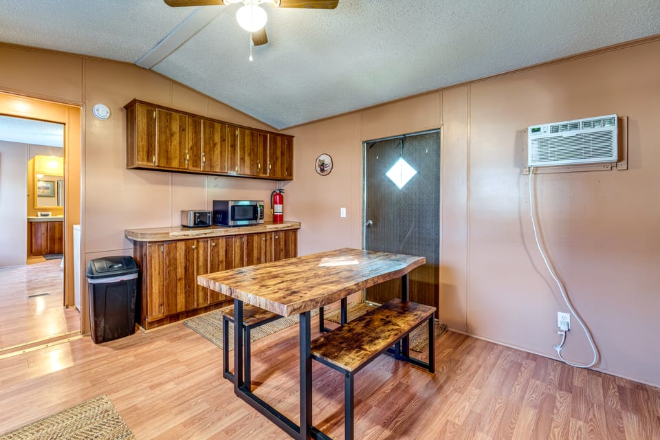 3 Mi to Swan Lake! Hunting & Fishing Retreat House in Missouri