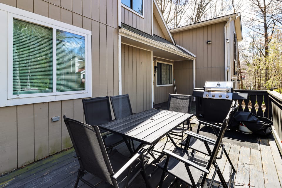 Lake Access & Game Room! Poconos Resort Getaway House in Coolbaugh Township