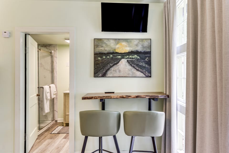 Quiet Tree-Lined Yard & EV Charger: Near I95 Apartment in North Carolina