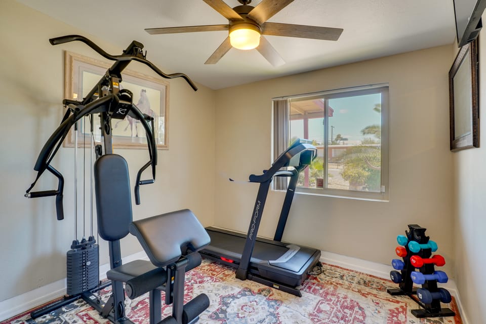 Outdoor Sanctuary + Gym! Retreat 4 Mi to Reid Park House in Tucson