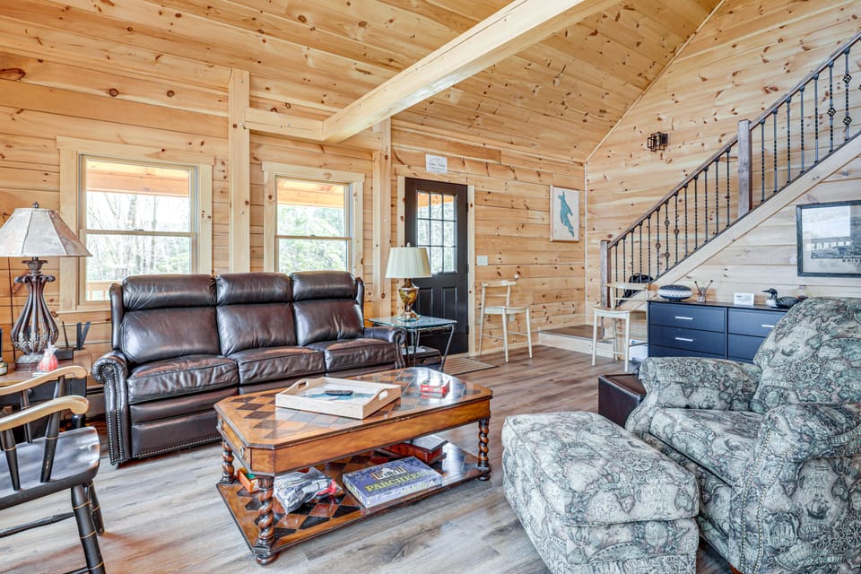 Newfound Lake Getaway: Cabin w/ Deck, Fire Pit House in Newfound Lake