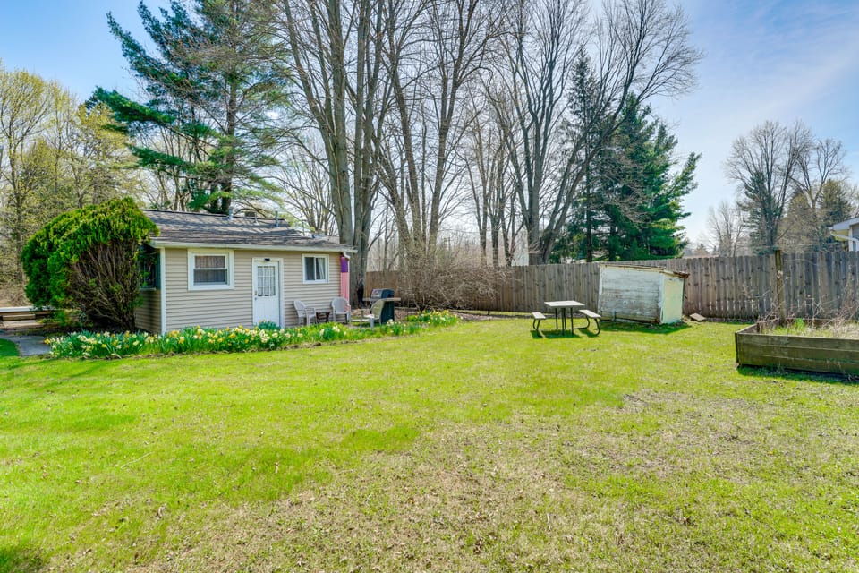 1 Mi to Lakeport State Park! Bungalow w/ Patio House in Michigan