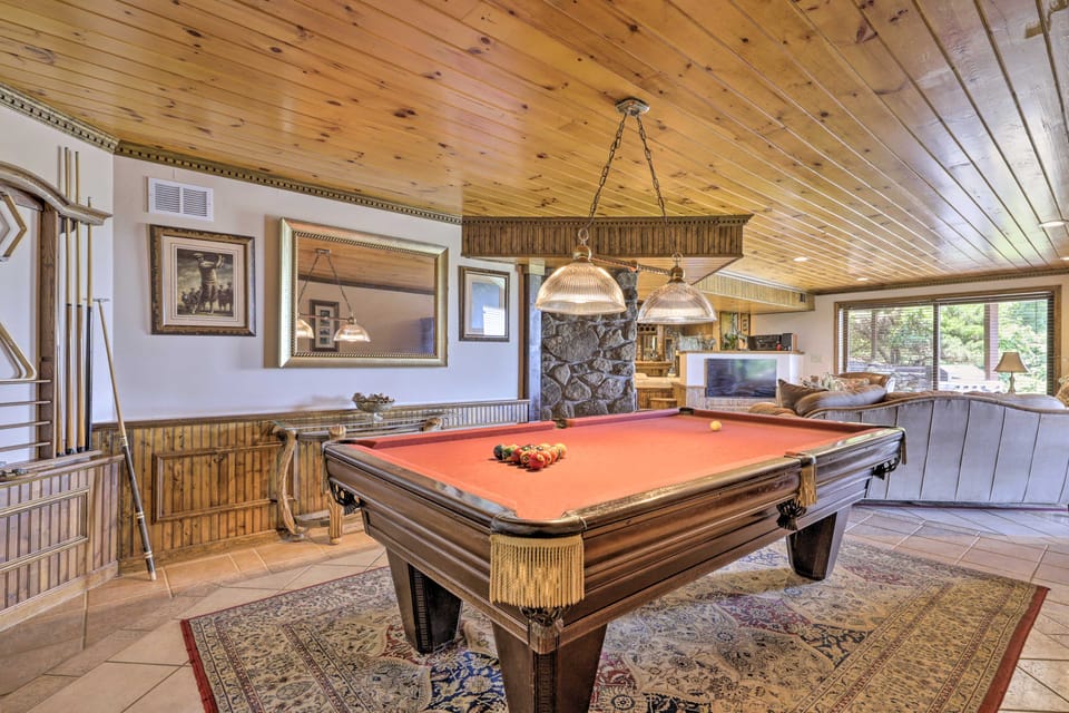 Montville Retreat Near Mohegan Sun: 2-Home Bundle! Cottage in East Lyme