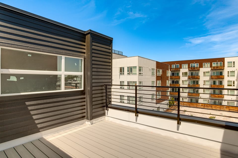 Walk to Light Rail! Long-Term Retreat 1 Mi to DU Apartment in Denver