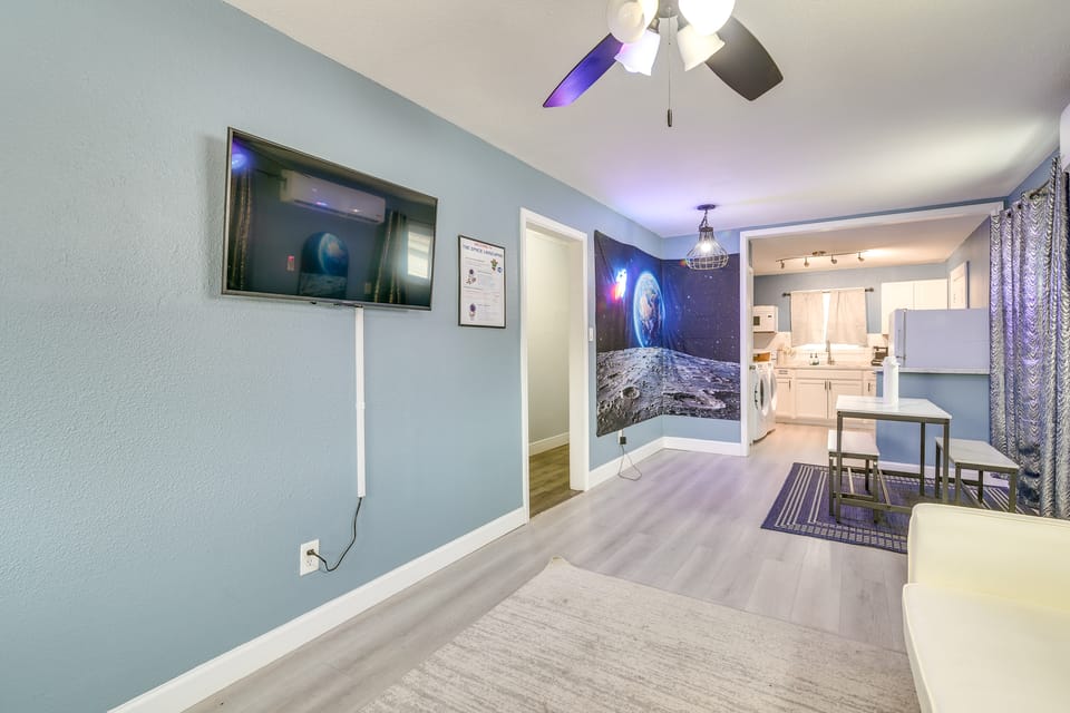 Houston Home: 6 Mi to Med Center & NRG Stadium House in Houston