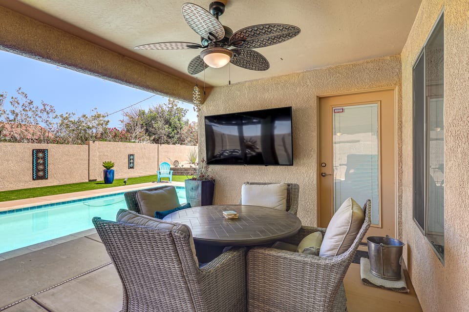 Outdoor Entertainment! Extended Lake Havasu Escape House in Lake Havasu City