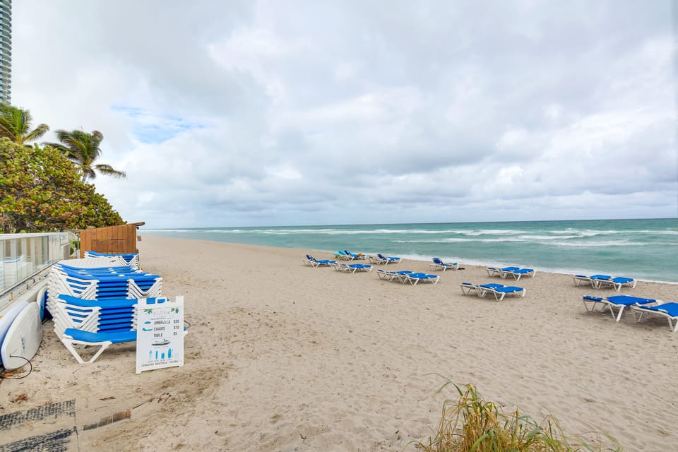 Sunny Isles Beachfront Stay w/ Ocean-View Balcony Apartment in Sunny Isles Beach