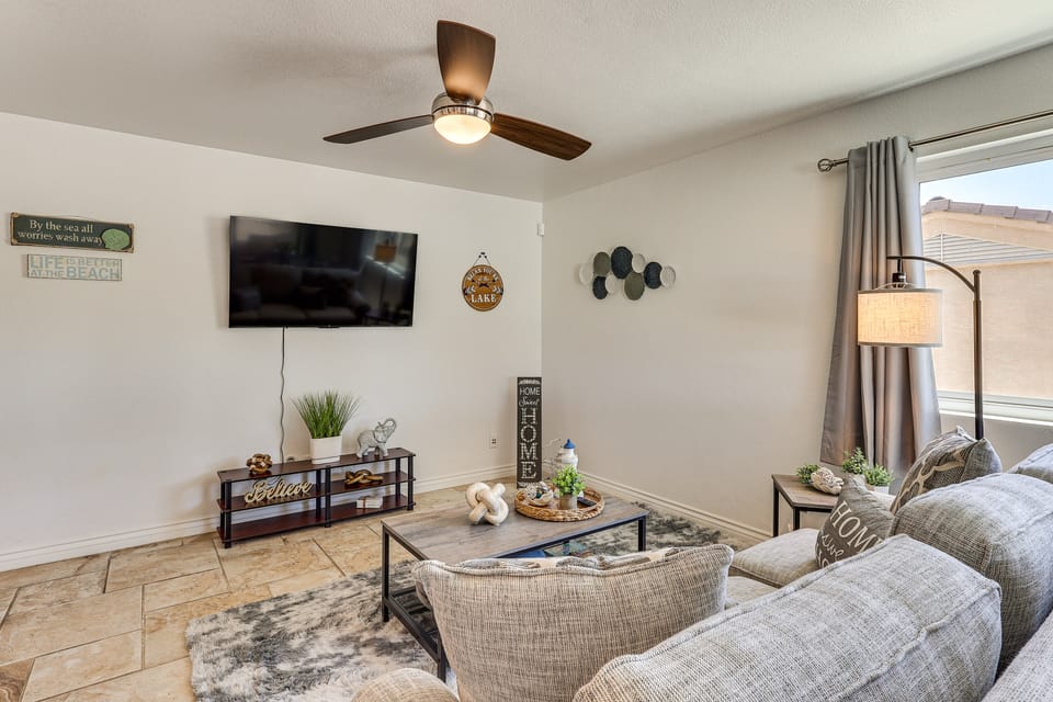 Desert Retreat Near Lake Havasu w/ Backyard Oasis House in Lake Havasu City