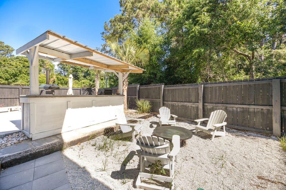 Coastal Escape Near 4 Beaches in Pawleys Island! House in South Carolina