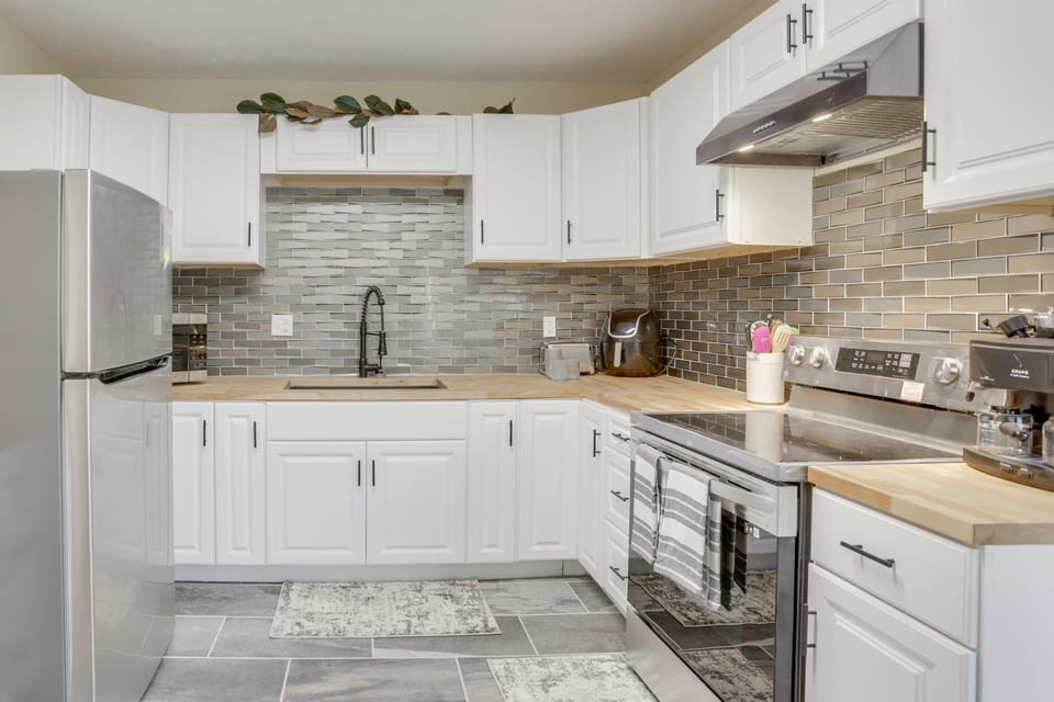 Centrally Located Dayton Condo 1 Mi to Downtown Apartment in Dayton