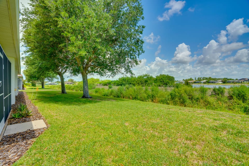 Pool Access & Lake-View Lanai! Port Charlotte Gem Apartment in Florida