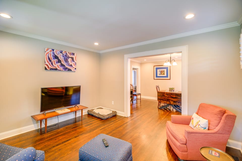 1 Mi to Music & State St! Updated Bristol Home House in Bristol