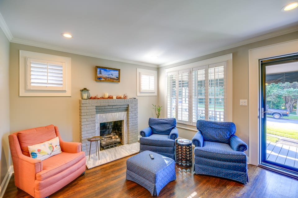 1 Mi to Music & State St! Updated Bristol Home House in Bristol