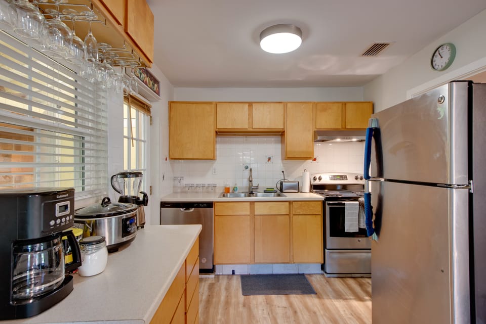 3 Mi to FSU! Wooded Retreat Near Nature Trails House in Tallahassee